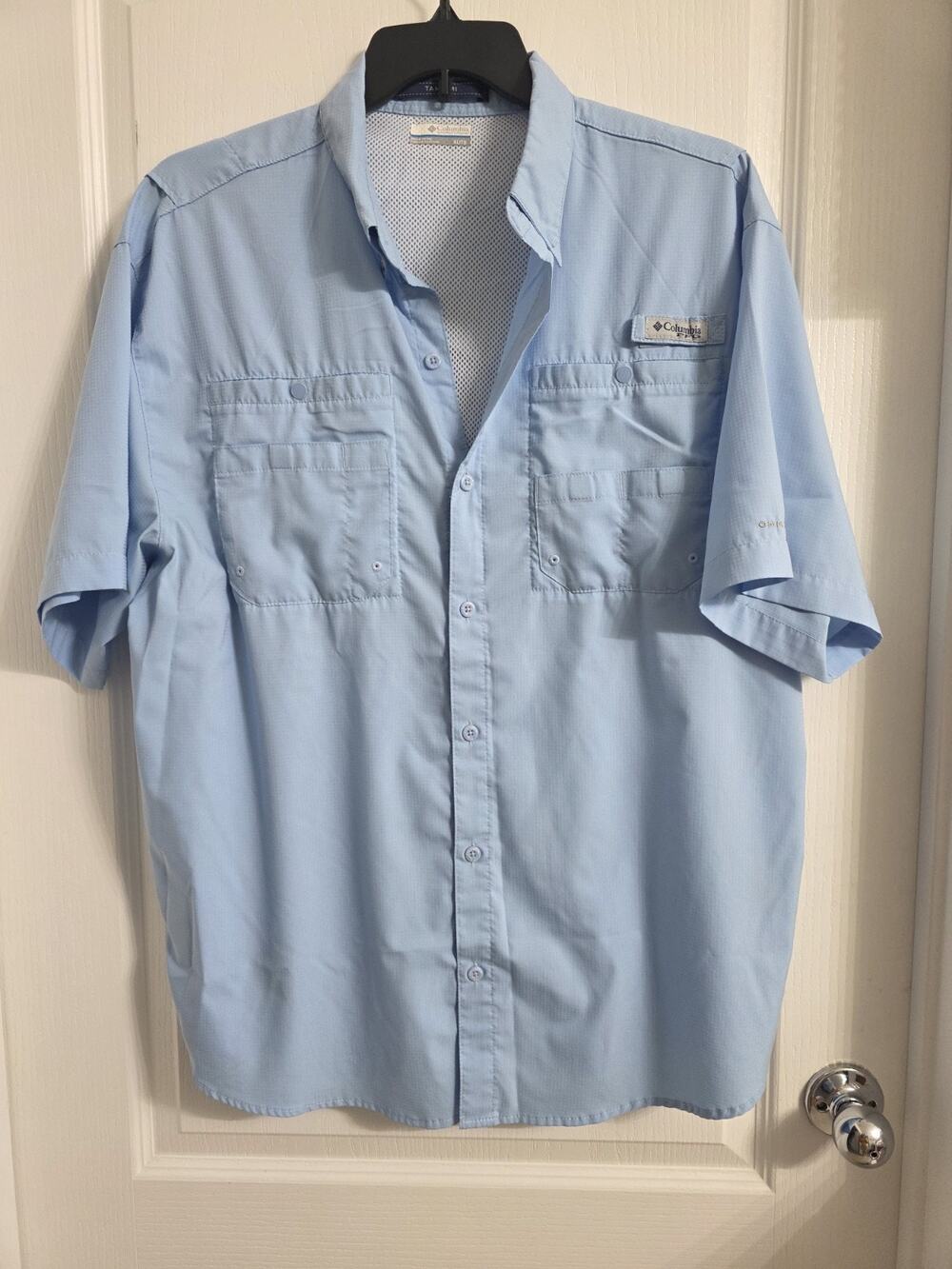 Men's Columbia PFG Fishing Button Up Shirt Short Sleeve Size XL Blue. B3